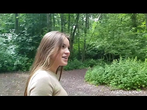 ❤️ I sugjerova Evelinës që të qihemi në një vend publik! Ajo tha po. Pastaj e qiva në byth dhe sperma në gojë. Pastaj ajo u inatos veten. ❤ Vetëm porno tek ne sq.porno24-7.ru